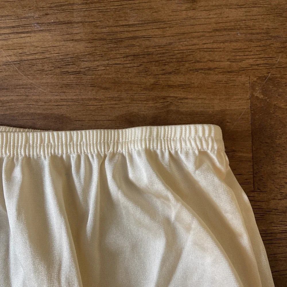 VTG Sz 6 Lace Trim Nude Nylon Sheer Granny Panties High‎ Waisted Baby Doll Sissy